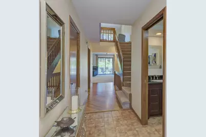 81 Country Club Drive, Bloomingdale, IL 60108 - Photo 3