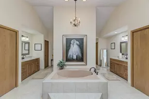 81 Country Club Dr, Bloomingdale, IL 60108 - Photo 27