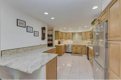 81 Country Club Drive, Bloomingdale, IL 60108 - Photo 15