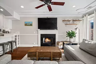 3652 N Fremont St, Chicago, IL 60613 - Photo 5