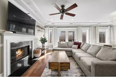 3652 N Fremont Street #3, Chicago, IL 60613 - Photo 3