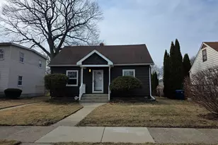 1738 Seymour Ave, North Chicago, IL 60064 - Photo 1