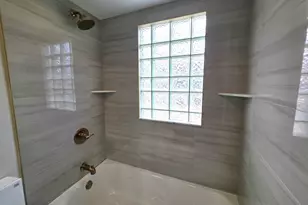 1738 Seymour Ave, North Chicago, IL 60064 - Photo 27