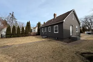 1738 Seymour Ave, North Chicago, IL 60064 - Photo 47