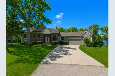 103 Chickasaw Lane, Loda, IL 60948 - Photo 1
