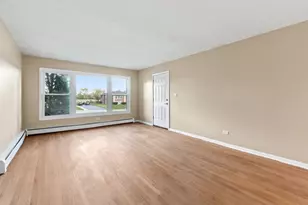 286 Wayne Ct, Bartlett, IL 60103 - Photo 9