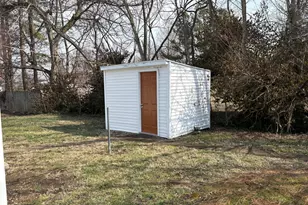 313 S Future St, Marion, IL 62959 - Photo 5