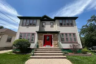 532 South St, Elgin, IL 60123 - Photo 1