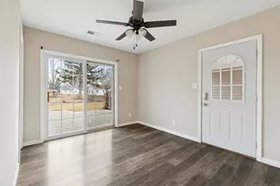 3808 15th Street B, Moline, IL 61265 - Photo 11