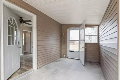 3808 15th Street B, Moline, IL 61265 - Photo 13