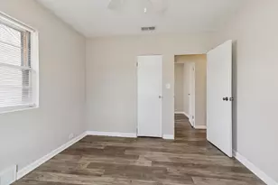 3808 15th Street B, Moline, IL 61265 - Photo 19