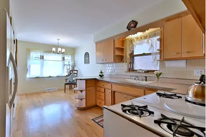 5247 N Mulligan Avenue, Chicago, IL 60630 - Photo 5