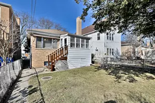 5247 N Mulligan Ave, Chicago, IL 60630 - Photo 17