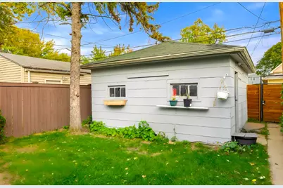 1182 S Taylor Avenue S, Oak Park, IL 60304 - Photo 3