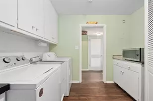 11519 S Neenah Ave, Worth, IL 60482 - Photo 17