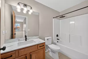 681 Hampshire Dr, Hampshire, IL 60140 - Photo 25