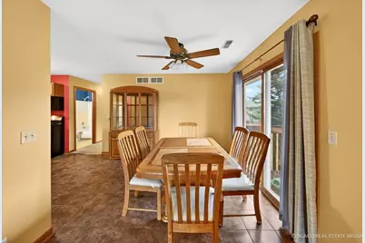 490 Westwood Court #D, Crystal Lake, IL 60014 - Photo 3