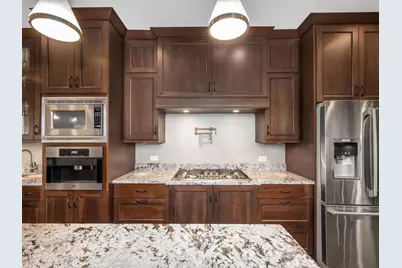 333 Kenmore Avenue, Elmhurst, IL 60126 - Photo 9