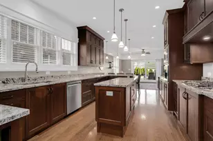 333 Kenmore Ave, Elmhurst, IL 60126 - Photo 7