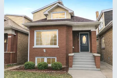 5529 W Cornelia Avenue, Chicago, IL 60641 - Photo 1