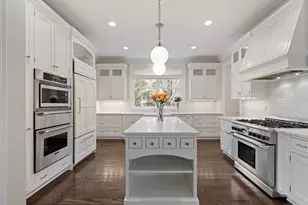 236 E North Ave, Lake Bluff, IL 60044 - Photo 9