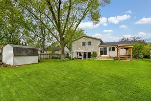 671 Coral Ave, Bartlett, IL 60103 - Photo 21