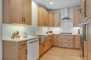 8 Ashford Ct, Lincolnshire, IL 60069 - Photo 11