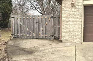 19 Old Farm N Ct, Bradley, IL 60915 - Photo 37