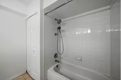 7081 W Touhy Avenue #407, Niles, IL 60714 - Photo 17