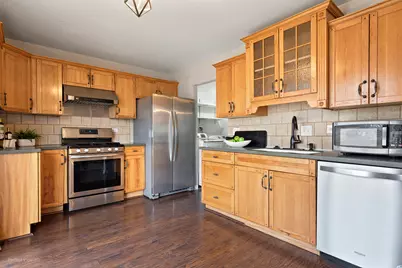 19 Woodsorrel Place, Woodridge, IL 60517 - Photo 11