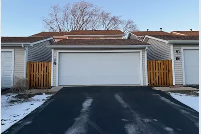 19 Woodsorrel Place, Woodridge, IL 60517 - Photo 1