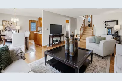 701 Preston Lane, Schaumburg, IL 60193 - Photo 5