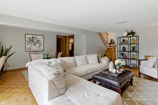 701 Preston Ln, Schaumburg, IL 60193 - Photo 19