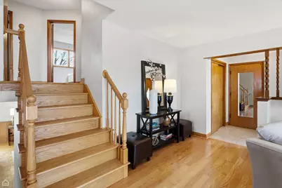 701 Preston Lane, Schaumburg, IL 60193 - Photo 3