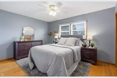 701 Preston Lane, Schaumburg, IL 60193 - Photo 15