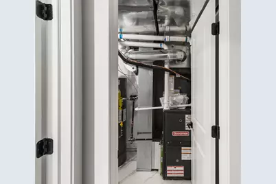 4527 N Newcastle Avenue, Harwood Heights, IL 60706 - Photo 23