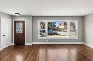 4527 N Newcastle Ave, Harwood Heights, IL 60706 - Photo 3