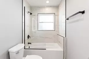 4527 N Newcastle Ave, Harwood Heights, IL 60706 - Photo 7