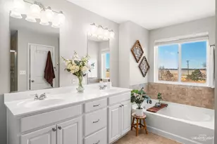 193 Trumpet Vine Cir, Elgin, IL 60124 - Photo 17