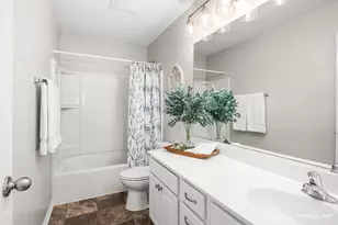 193 Trumpet Vine Cir, Elgin, IL 60124 - Photo 25