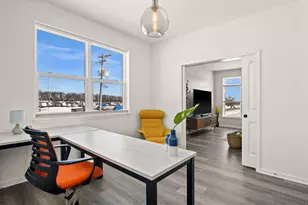 10002 Woodland Dr, Hebron, IL 60034 - Photo 5