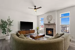 10002 Woodland Dr, Hebron, IL 60034 - Photo 7