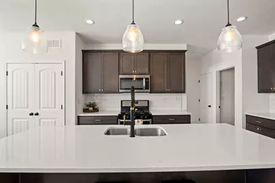 10002 Woodland Drive, Hebron, IL 60034 - Photo 13