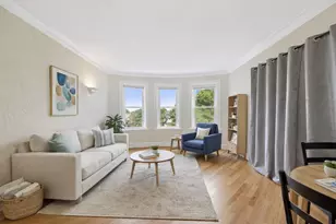 6457 N California Ave, Chicago, IL 60645 - Photo 3