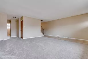 9586 S Colfax Ave, Chicago, IL 60617 - Photo 7