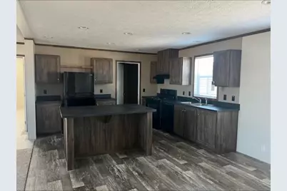 1052 Daleann Avenue, Dekalb, IL 60115 - Photo 9