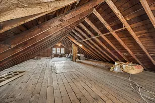 367 Bartram Rd, Riverside, IL 60546 - Photo 15