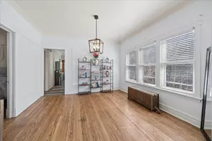 367 Bartram Rd, Riverside, IL 60546 - Photo 5