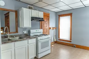 302 E Prospect Terrace, Freeport, IL 61032 - Photo 11