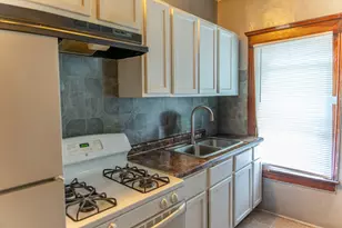 302 E Prospect Terrace, Freeport, IL 61032 - Photo 5